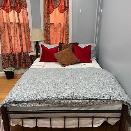 A Spacious Room In Queens New York Ngoại thất bức ảnh