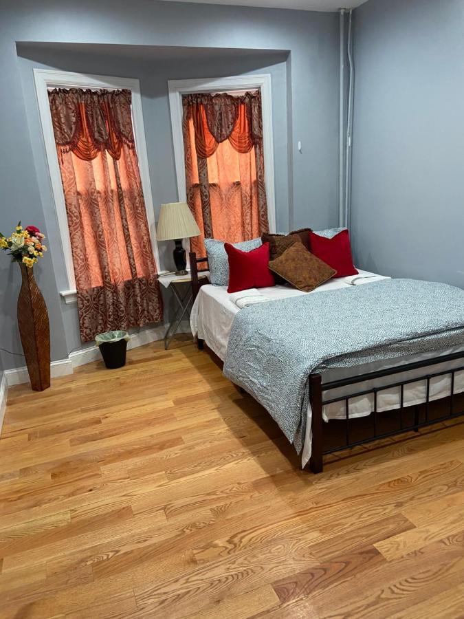 A Spacious Room In Queens New York Ngoại thất bức ảnh