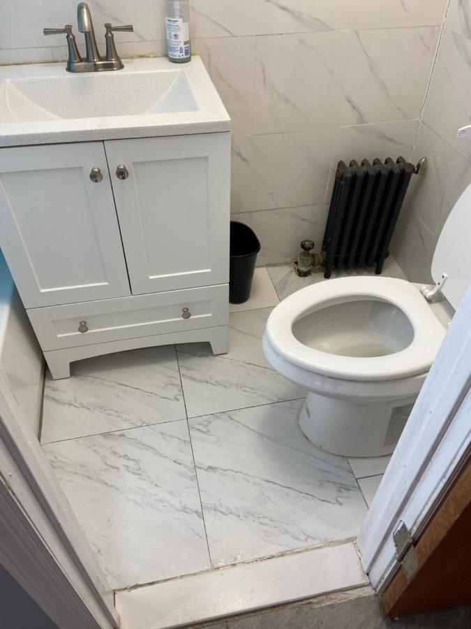 A Spacious Room In Queens New York Ngoại thất bức ảnh